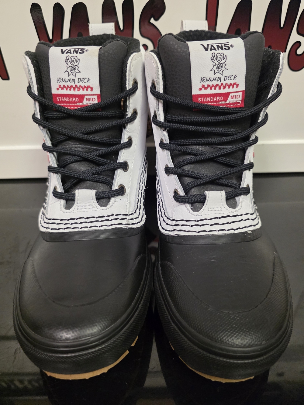 Vans x Kennedi Deck Standard Mid Snow MTE Men’s 9 Women’s 10.5 New